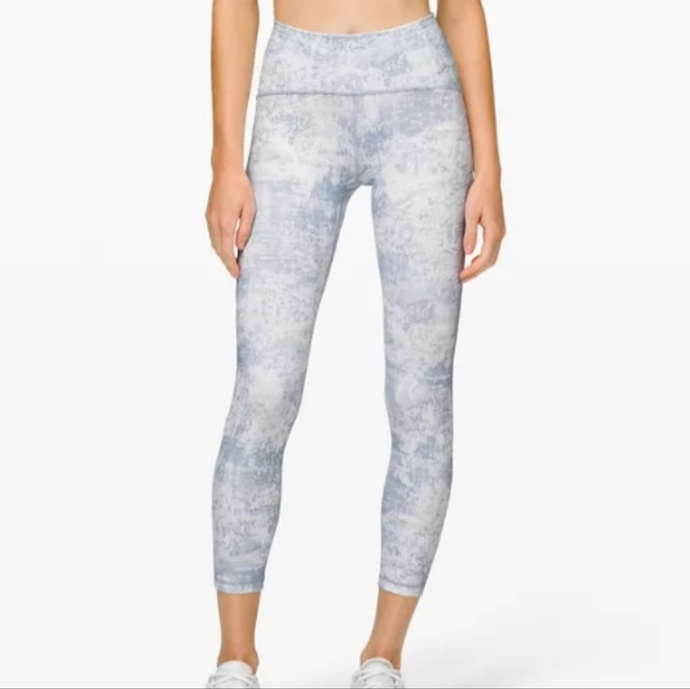 Lululemon Train Times High Rise Tight 25" In  White/Grey Color Size 4 New No Tag